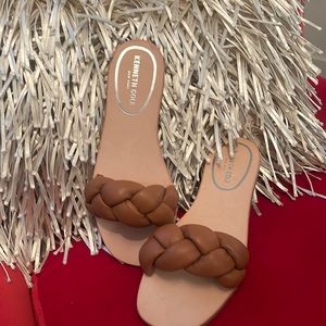 Kenneth Cole New York Braid leather sandal NIB